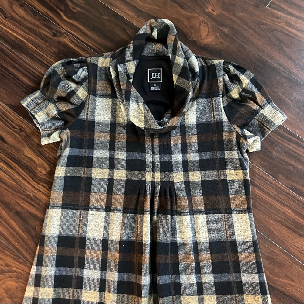 Women’s dress